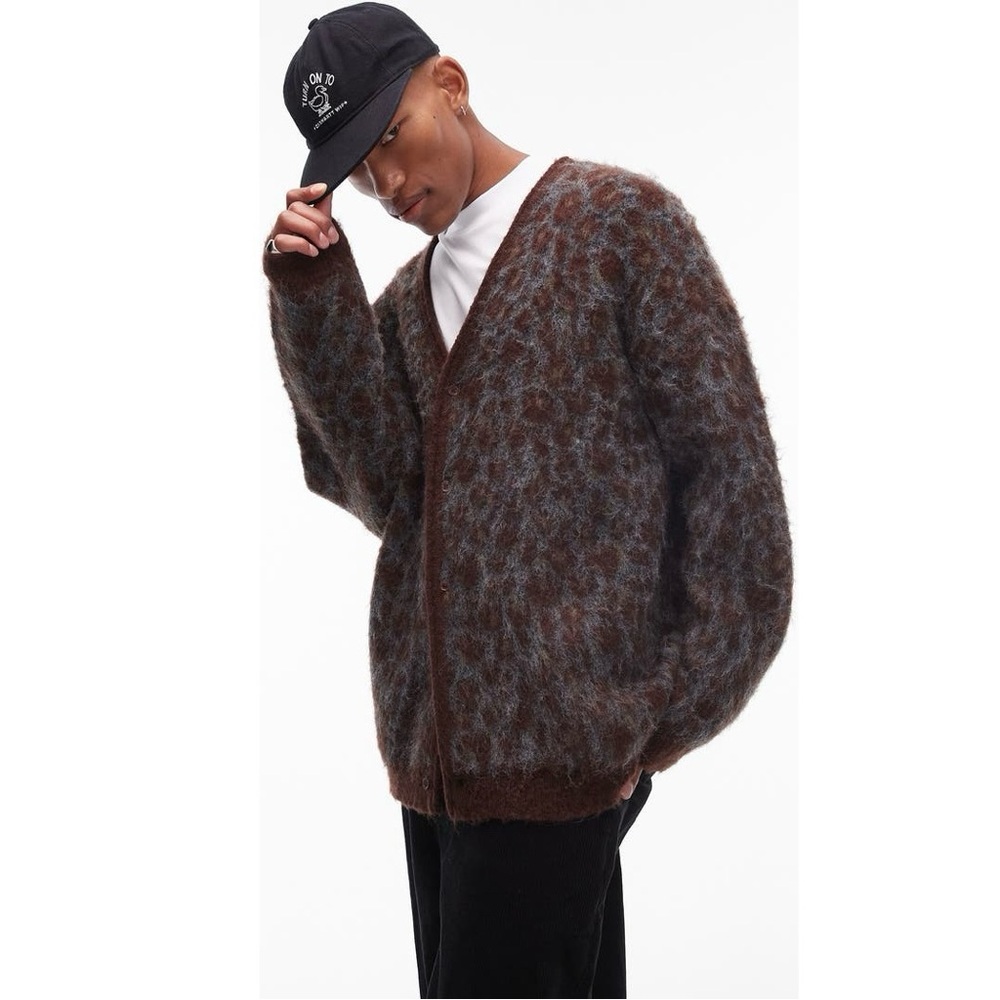 Relaxed Fit Brushed Leopard Cardigan - Picture 4 of 6